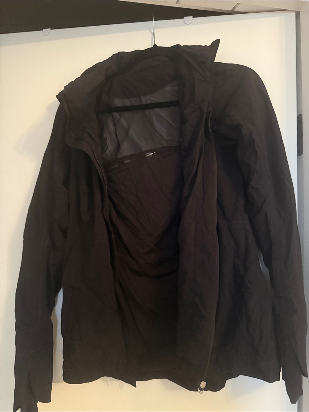lululemon athletica Men's Dark Brown/Black Windbreaker Jacket